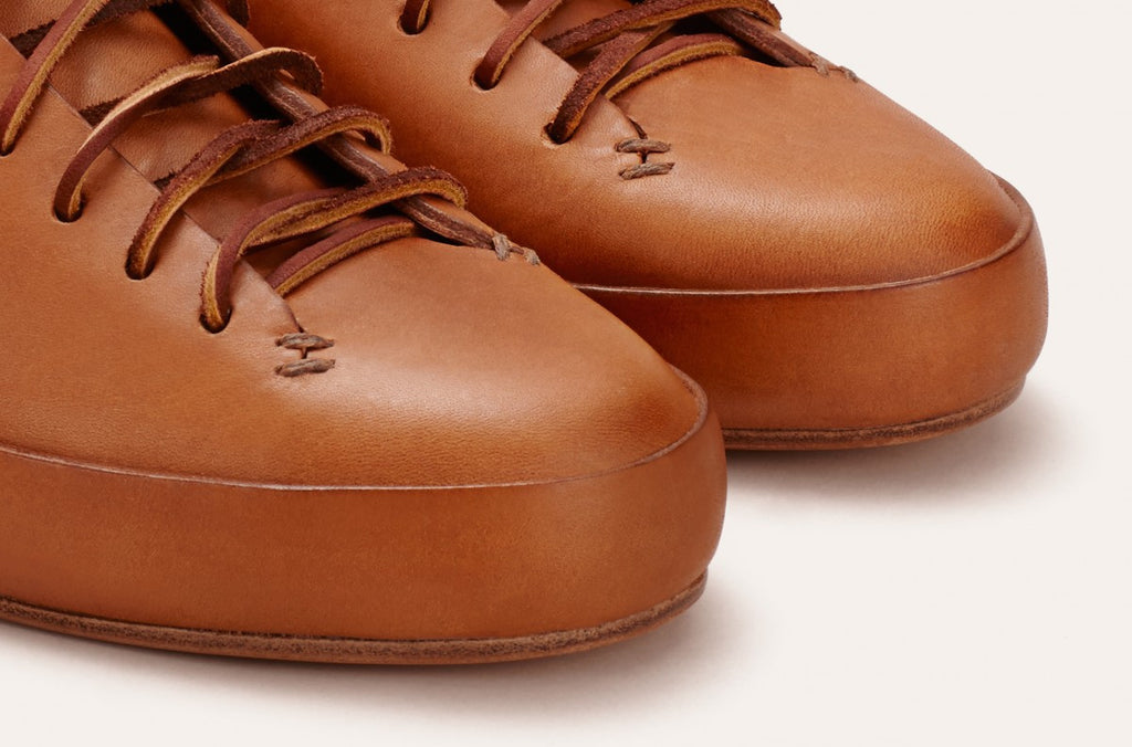 Cuoio Hand Sewn Low